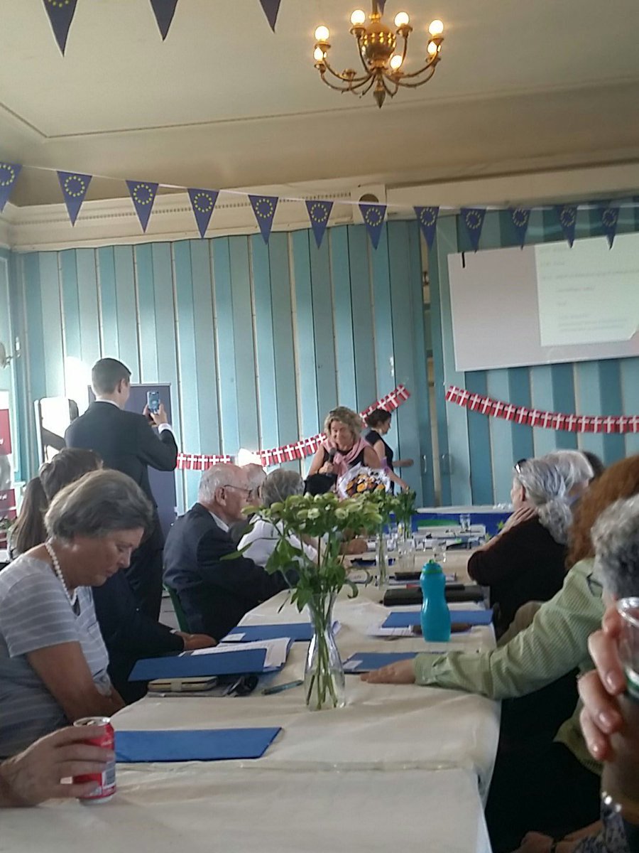 ChrWilche's tweet photo. Stærkt @BosseStine Tillykke med genvalget som formand for @EuropaBev
#eblm18 #dkpol #eudk #dkmedier https://t.co/YPSCaAgaZl