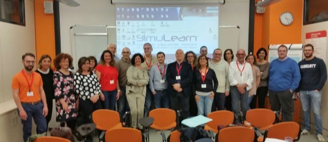 AaroiEmac's tweet photo. #Medici e comunicazione digitale per conoscere e orientarsi nel mondo #social. Il corso al Centro #AAROIEMAC #SimuLearn di #Bologna con @nicolazamperini e @effemme89 https://t.co/KhlbBsIizv