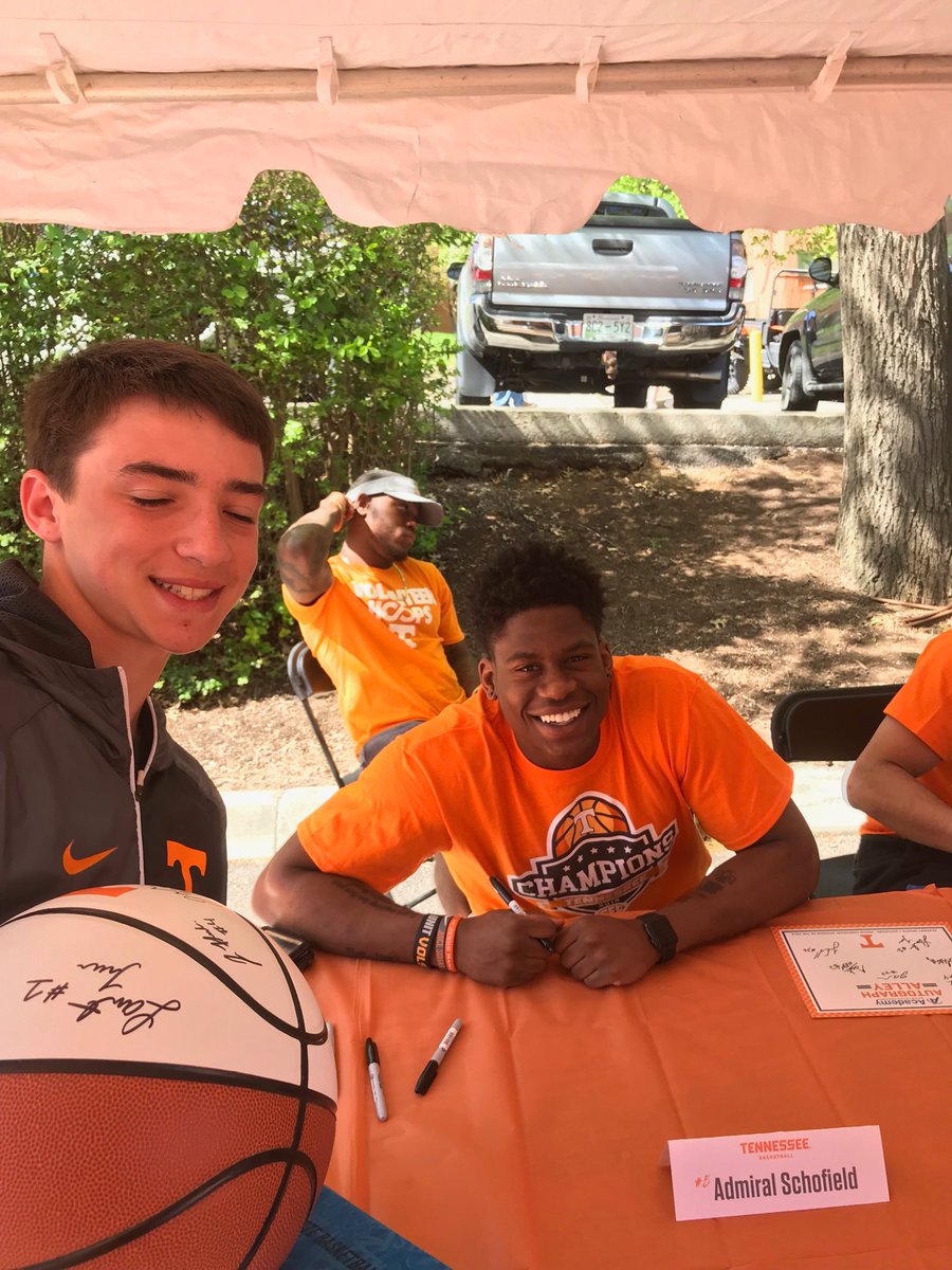 FishByFly's tweet image. #GoVols