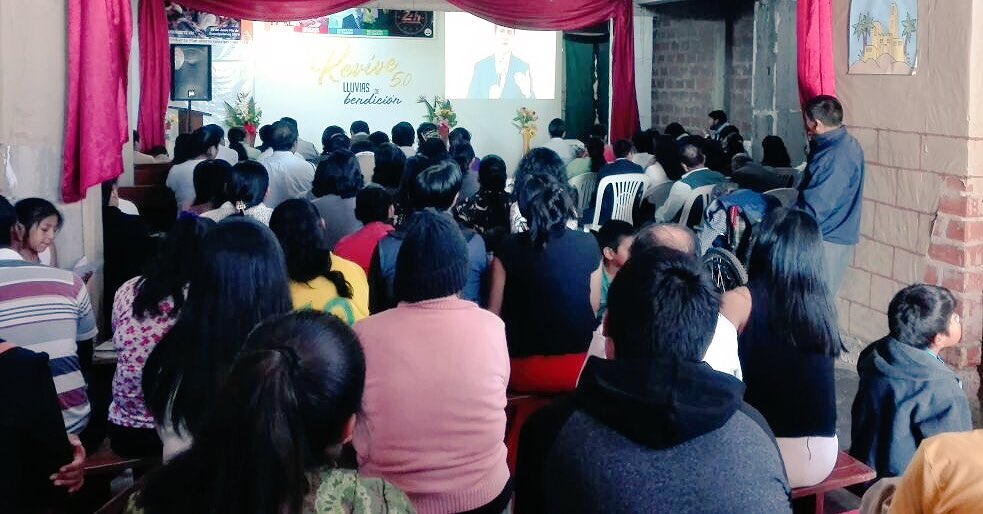 AdventistaAPSur's tweet photo. En la #MPS ya estamos disfrutando de #Revive5 #LluviasDeBendición https://t.co/A4juFG3Hkl