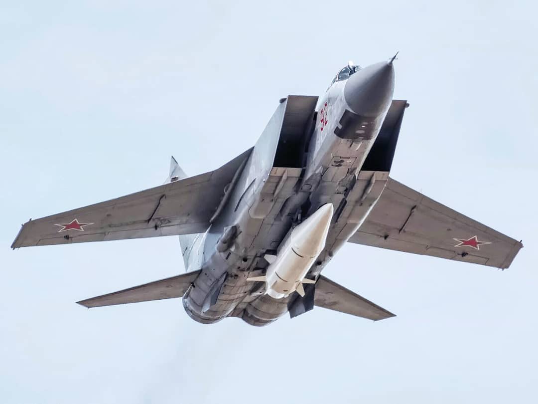 MiG-31BM/Κ Interceptor/Attack aircraft: News - Page 22 DbUdByXWsAIaeTs