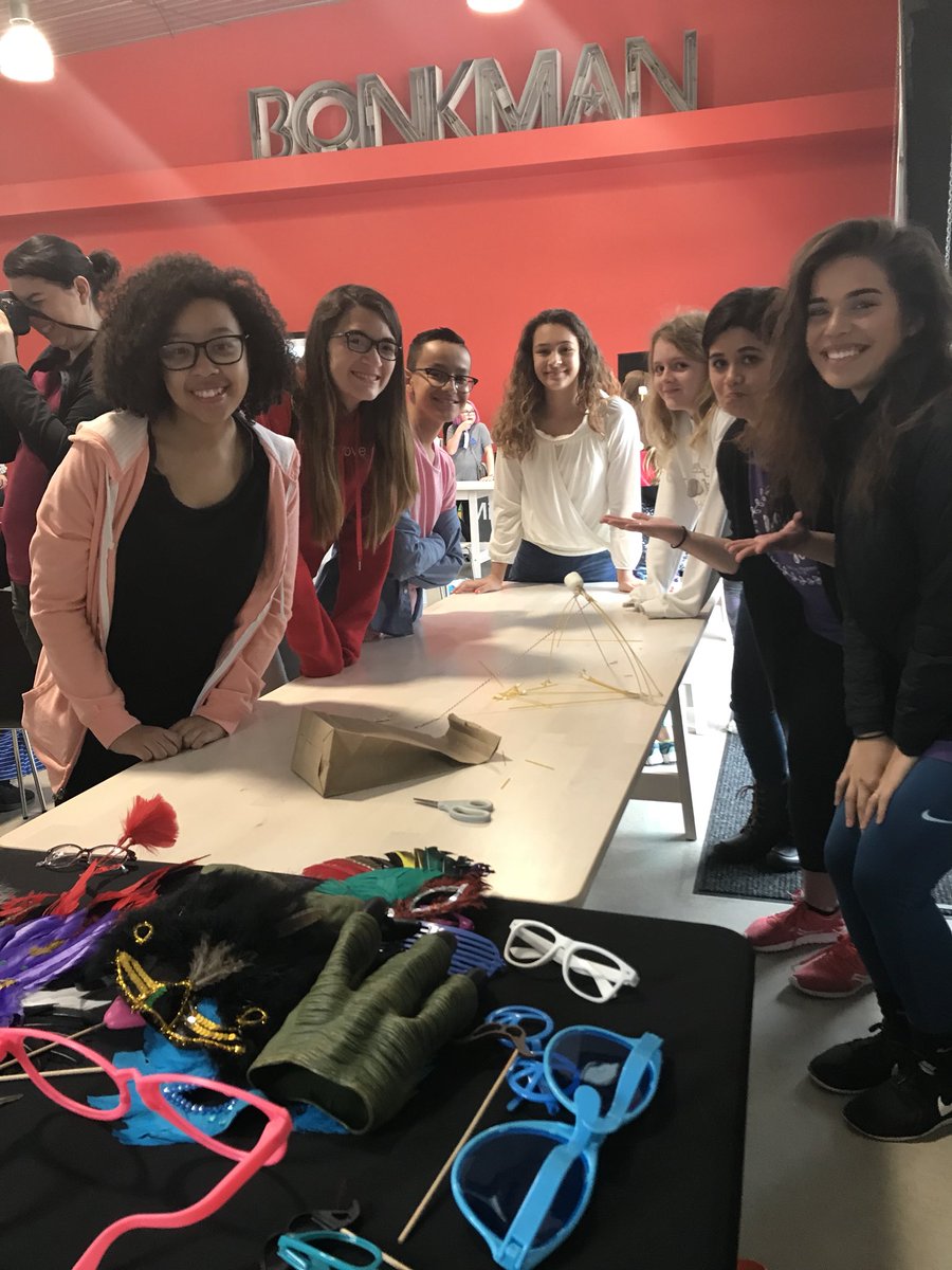 wendyhowell711's tweet photo. One of the most amazing days ever! #AustinGFP #girlsforprogress! @gaspedal @Aleenaslemonaid https://t.co/slxYZrRjBv