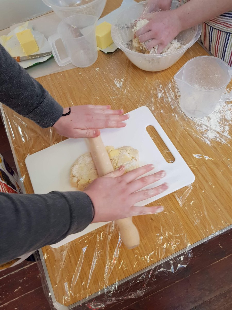 AnnetteNeed's tweet photo. Thank you to everyone who came to #Saturdaycookclub lots of #messy #fun #pastry #homebakingfun.🌞x https://t.co/lFUVwyS4c5