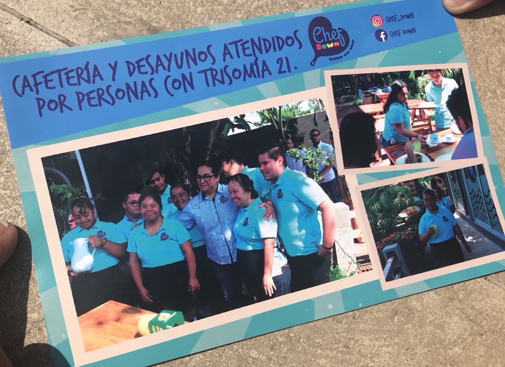 IrmaEtologa's tweet photo. Cuando las iniciativas tienen un fin social, felicidades #ChefDown.
El mejor volante que he recibido en mi vida. #Veracruz https://t.co/b9ndiHk7n4