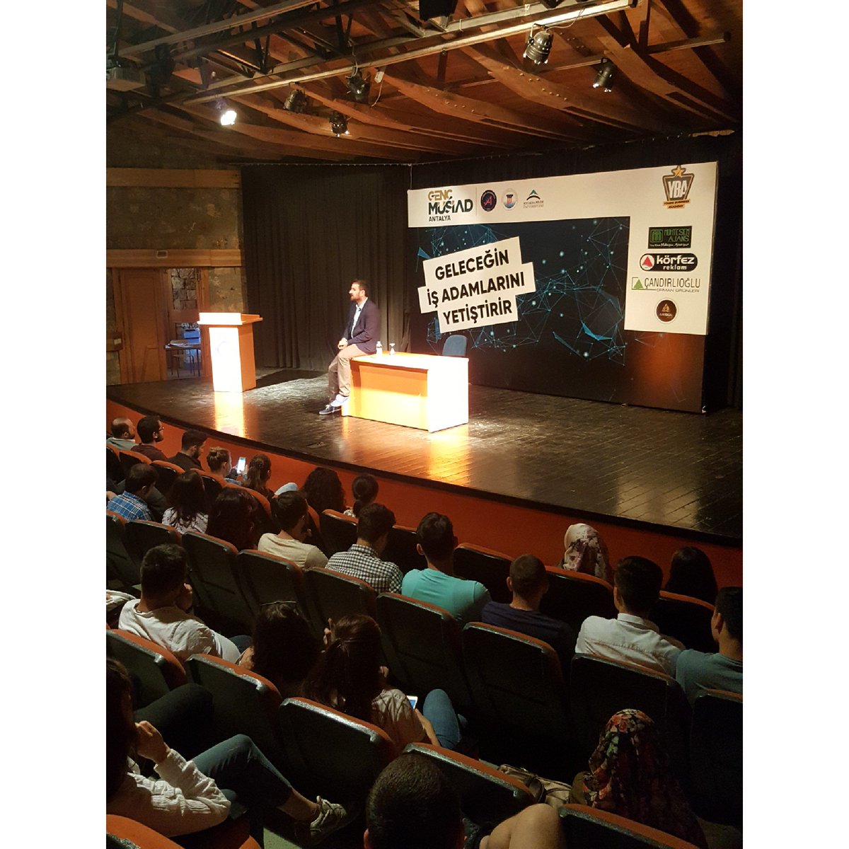 gencmusiadant's tweet photo. Bugün YBA Eğitimimizin son programını @astemel  Bey'in katılımı iler gerçekleştirmiş bulunmaktayız. Katılımcılarımıza katılımlarından dolayı teşekkür ederiz. https://t.co/ZGCzqIO5Ju