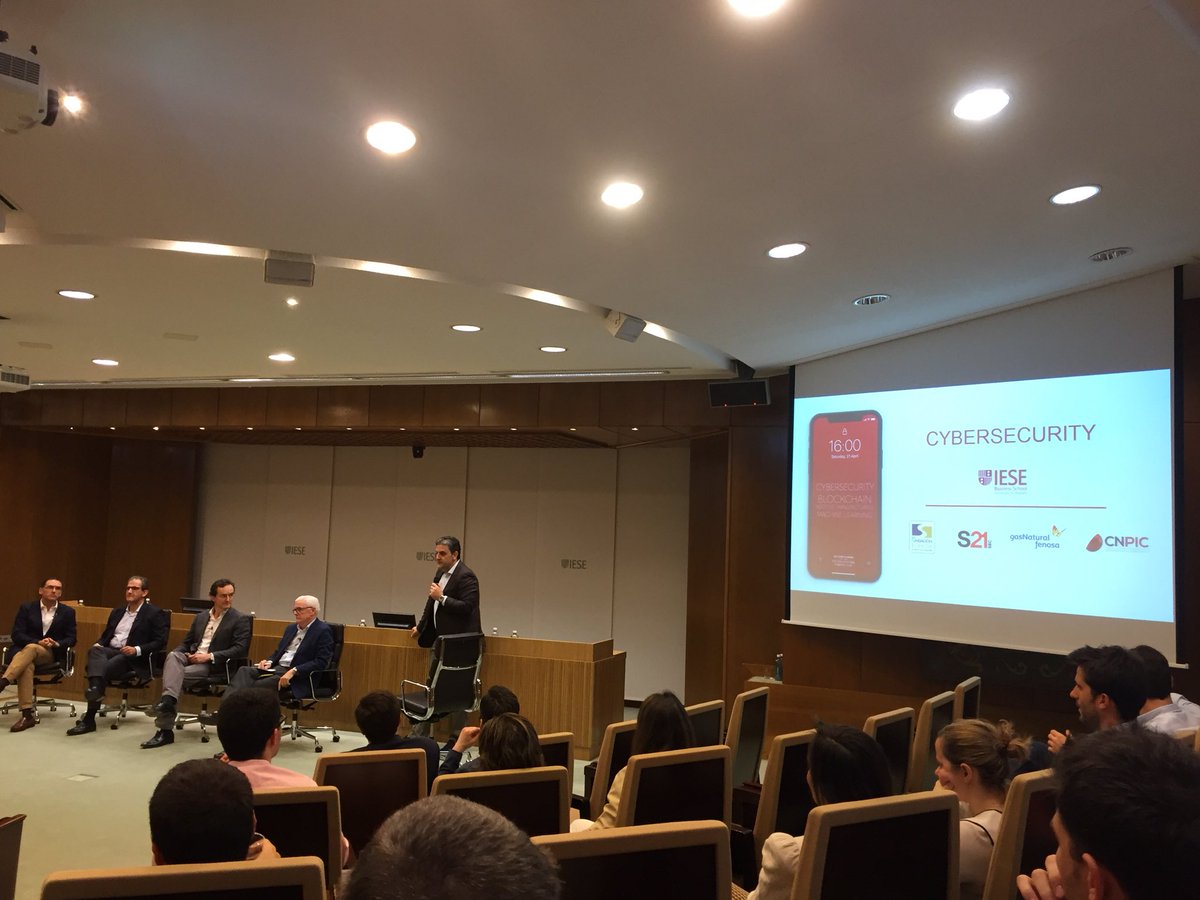 fernandez_jcar's tweet photo. Se anima la tarde con #ciberseguridad en @iese_esp #iesenext https://t.co/oJJfTRBEjc