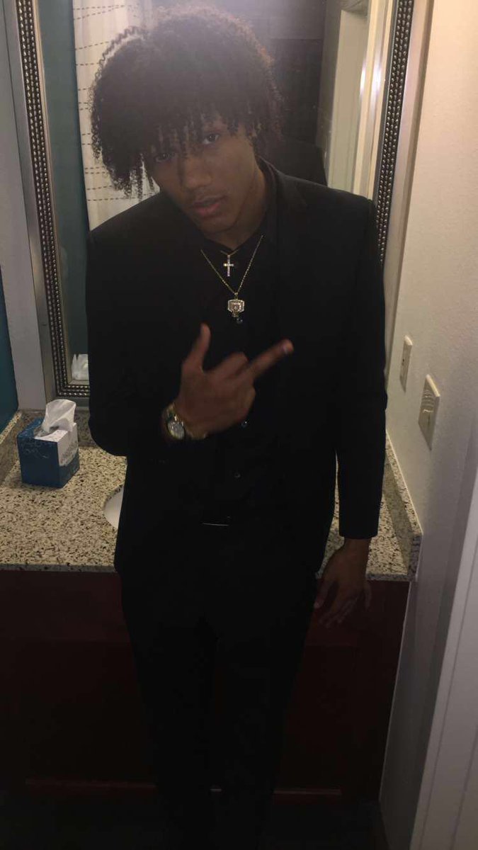 elijah_austell's tweet photo. #Seathedrip #SeaTheBridge #prom2k18 #BridgeUnderwater https://t.co/99cKJT8JLA