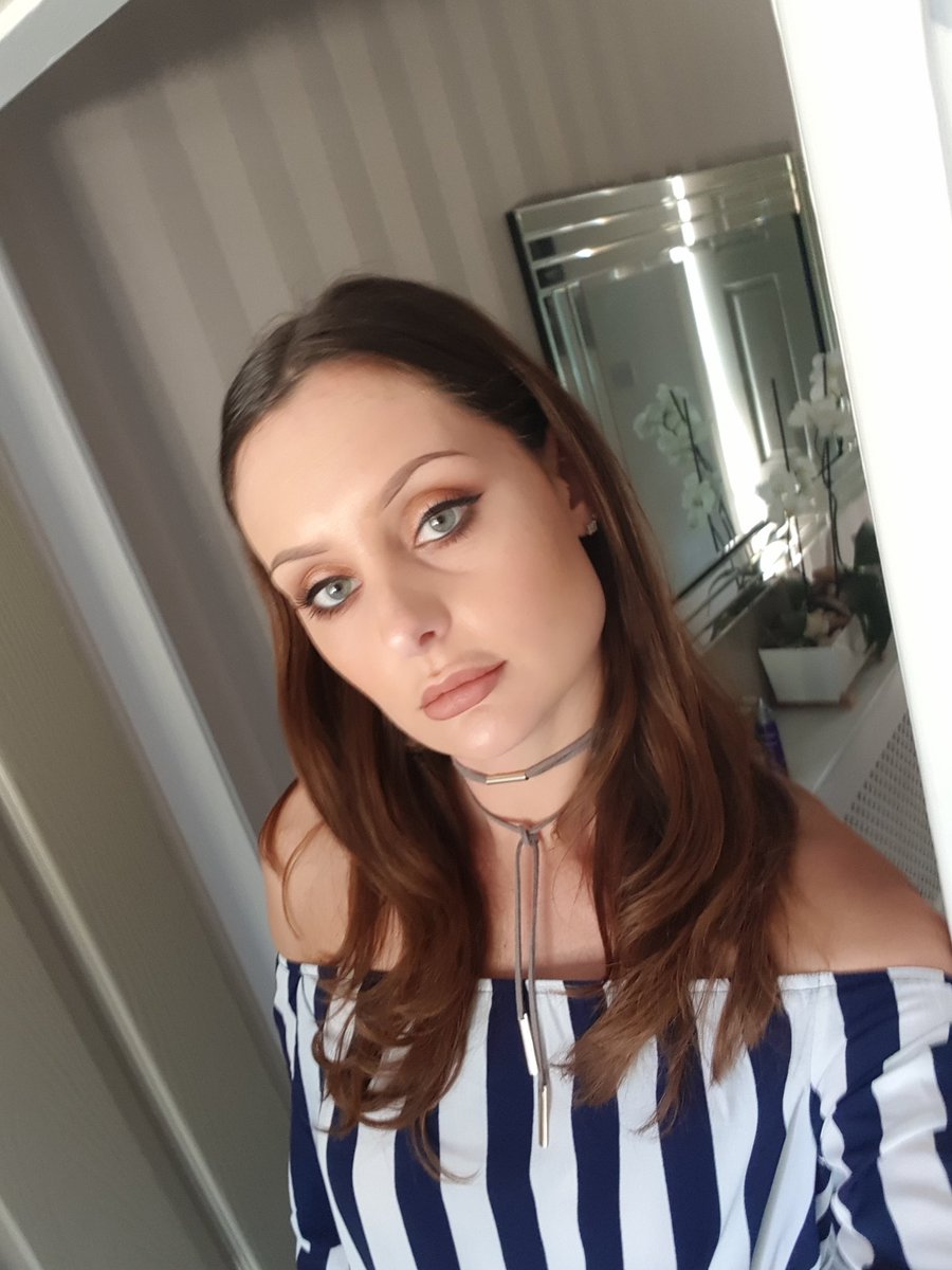 Lisajaynie's tweet photo. #flawlessfilter @CTilburyMakeup wedding trial 😬😬❤ https://t.co/b2vAPW9EJC