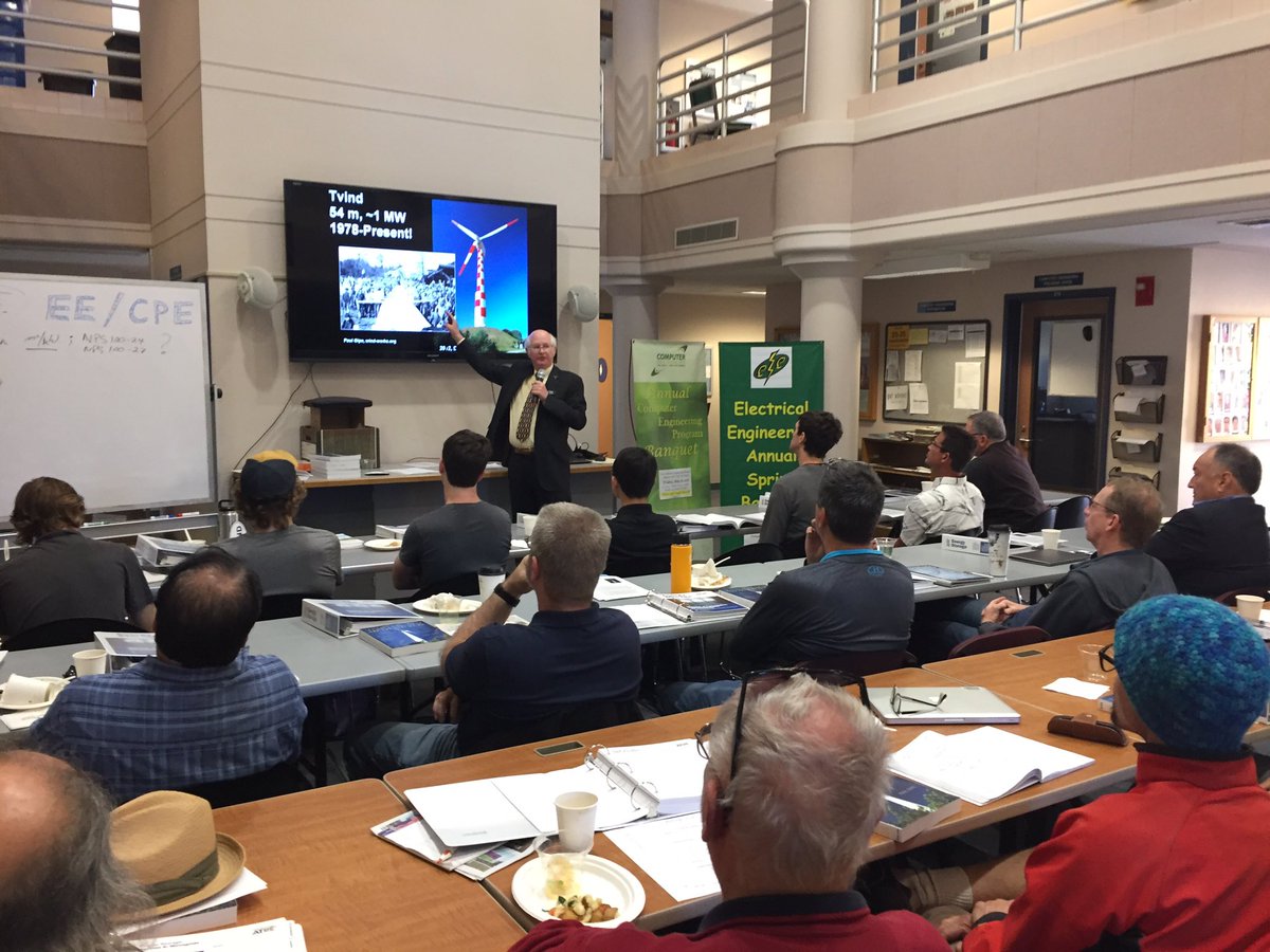 lmclaughlinDSN's tweet photo. Adv Transportation &amp; Renewable Energy partners w PG&amp;E to teach wind energy and energy storage to ag businesses and students today in SLO https://t.co/a94gQQVi2l