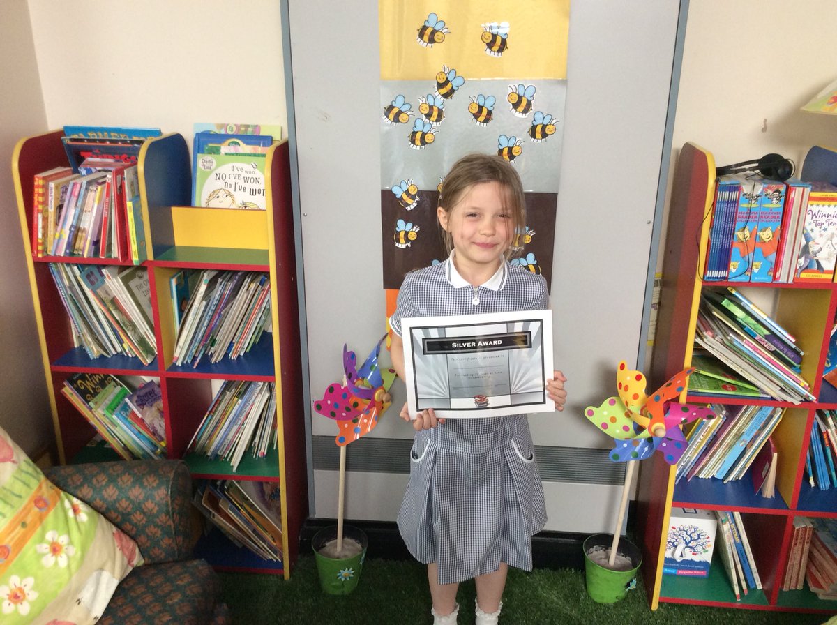 AbramBrynGates2's tweet image. Huge congratulations to Laila who has received her Silver Award for reading 20 books at home!
#proudteacher
#readingrocket