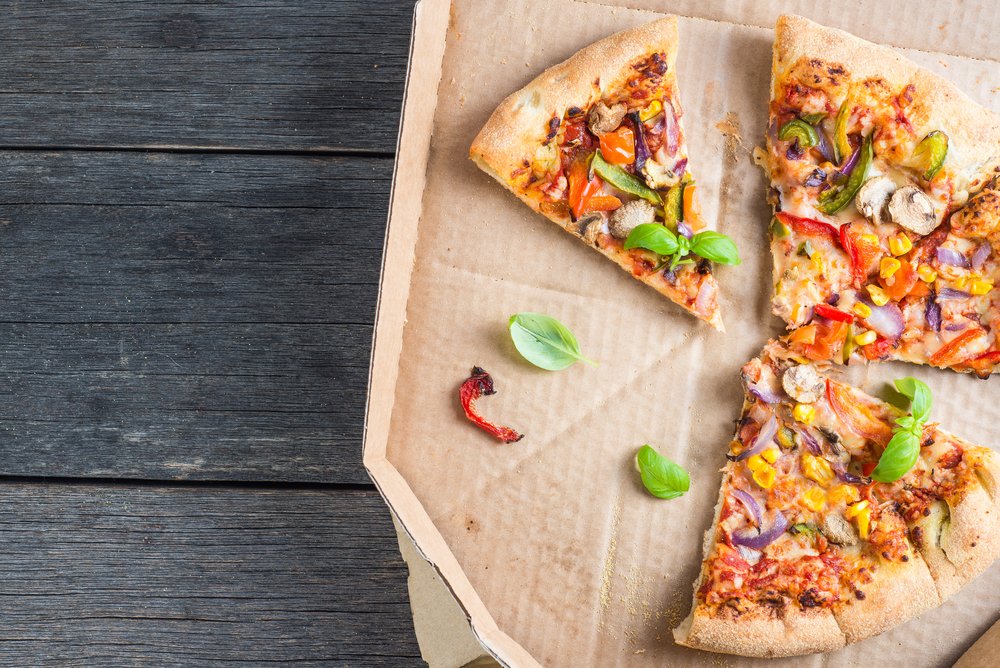 4seating's tweet photo. Got the #MidnightMunchies? Sometimes all you need is a slice of #pizza...or four. Tell us what your favorite late night snack is in the comments below. https://t.co/PXA0SeoLzu https://t.co/xJp08gNaBE