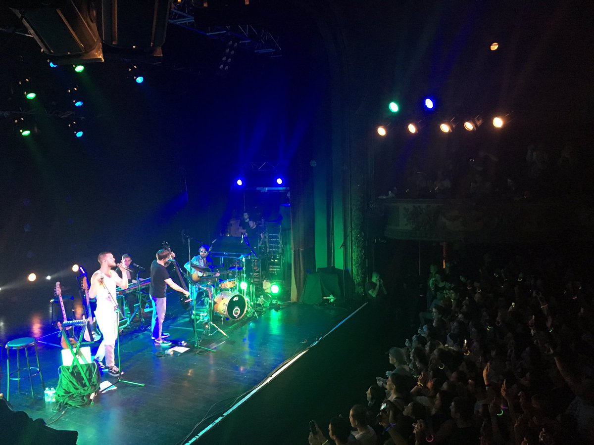 AR_STUDI0S's tweet photo. Rdv @somusic avec @Imaginedragons au @LeTrianonParis #ImagineDragonsSoMusic #umbfr https://t.co/ghG7Y2dbhD