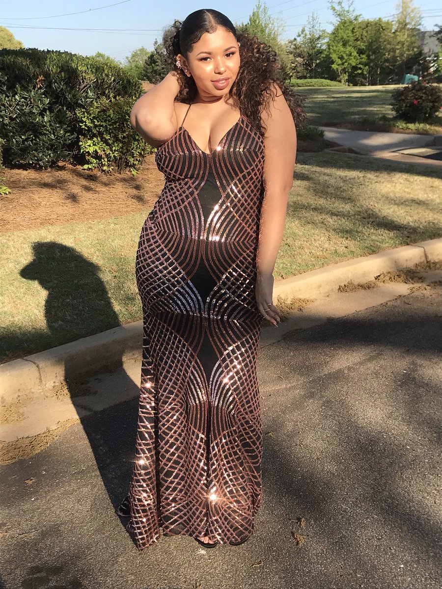 mriethemulatto's tweet photo. #Prom2018 #thegreatslay #pearlD #driptown #passthedutch #nofilterneeded https://t.co/P6sIm0exd9