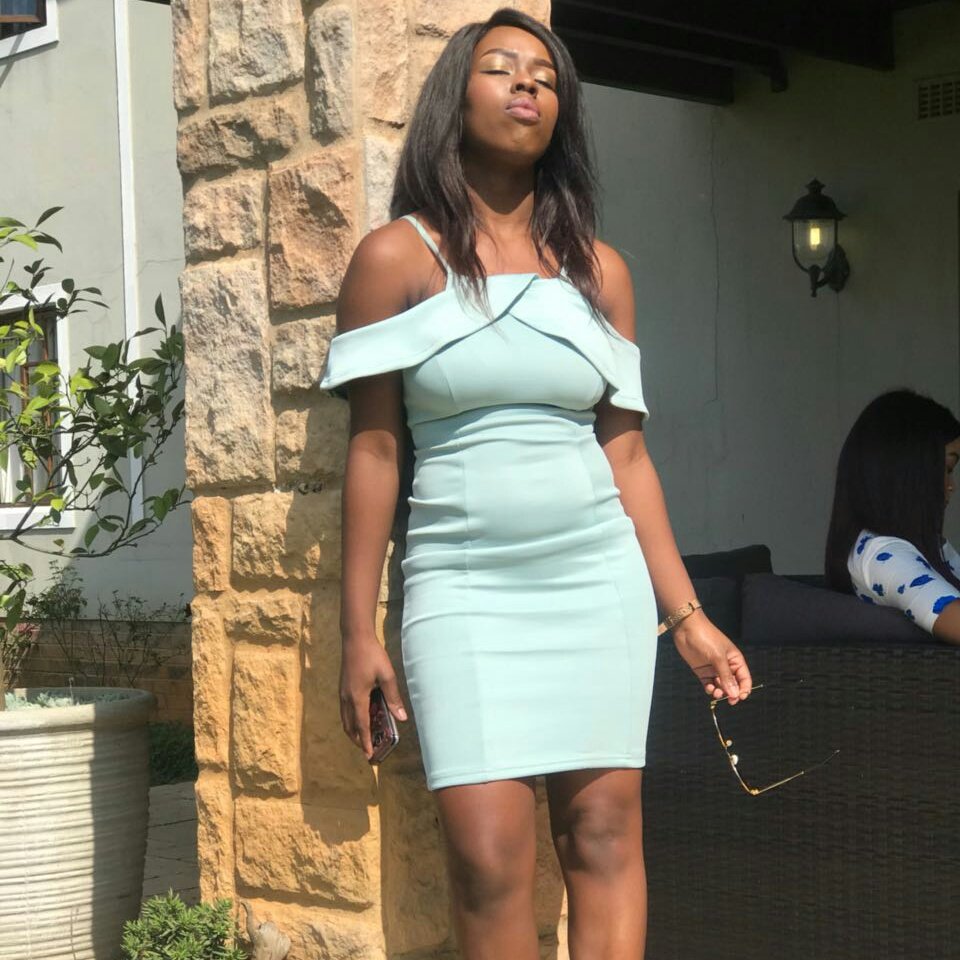 Bosslady_Sne's tweet photo. #NewProfilePic #weddingThangs https://t.co/L02Uh08MMu