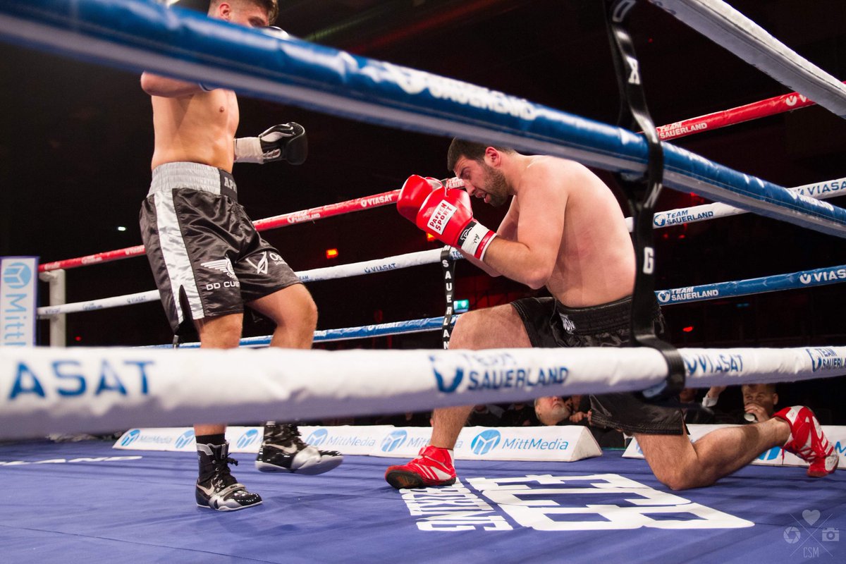 WassermanBoxing's tweet photo. Our boy Albon Pervizaj with the K.O. 💥
#BattleOfTheVikings tonight live on https://t.co/v5XNZ32KED

Unser Junge Albon Pervizaj mit dem K.O. 💥
#BattleOfTheVikings heute live auf https://t.co/v5XNZ32KED

#TeamSauerland #DieZukunft https://t.co/wMFtKMAadU