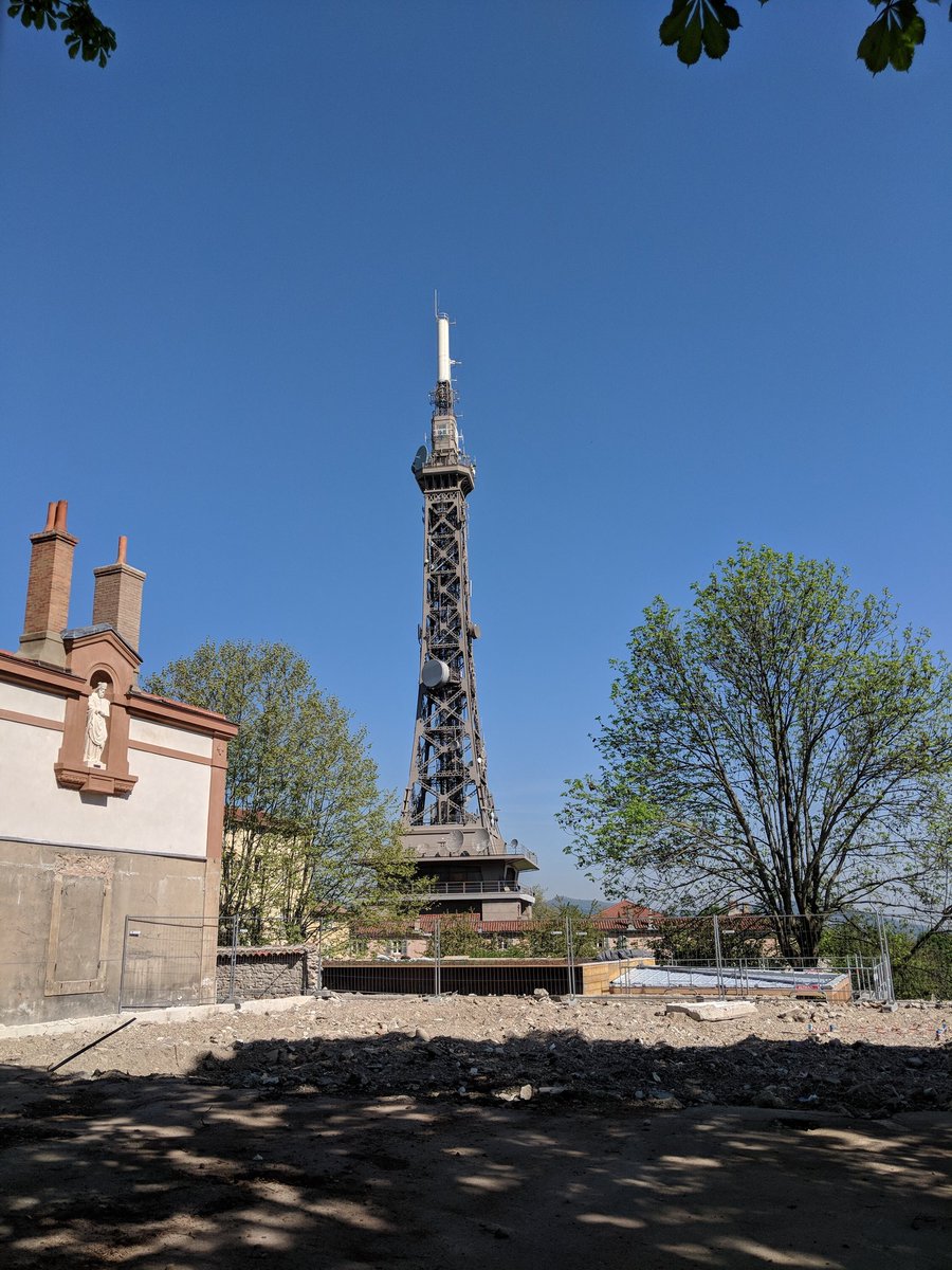 Chet Haase Here S The Eiffel Tower In Lyon I Could Have Sworn It Was In Paris But I Ve Only Seen It From A Distance So Maybe It Was Further Than