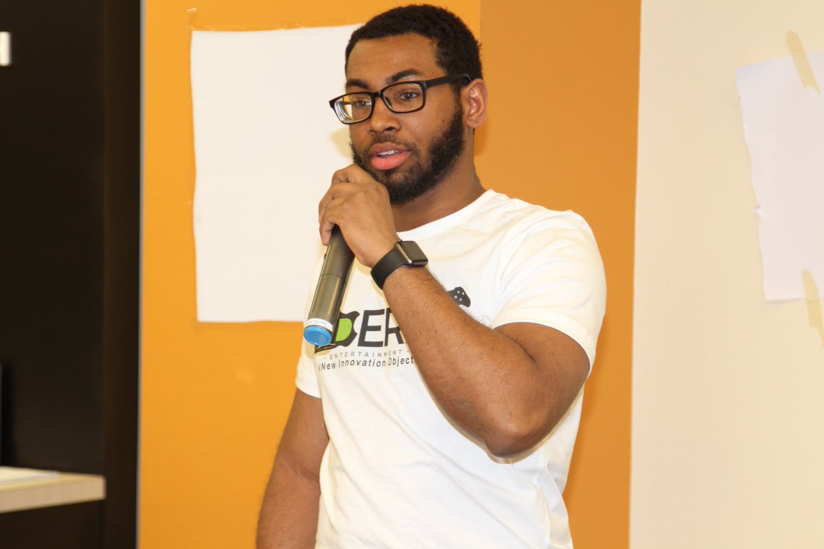 hackchella's tweet photo. Day 1 Of #Hackchella, Participants Sharing &amp; Executing Their Ideas. #ReactorNYC #EnzaAcademy #Hackchella2018 #Microsoft @MSFTReactor @Microsoft @hackchella @MSFTStartups https://t.co/fXSBpZ4cuW