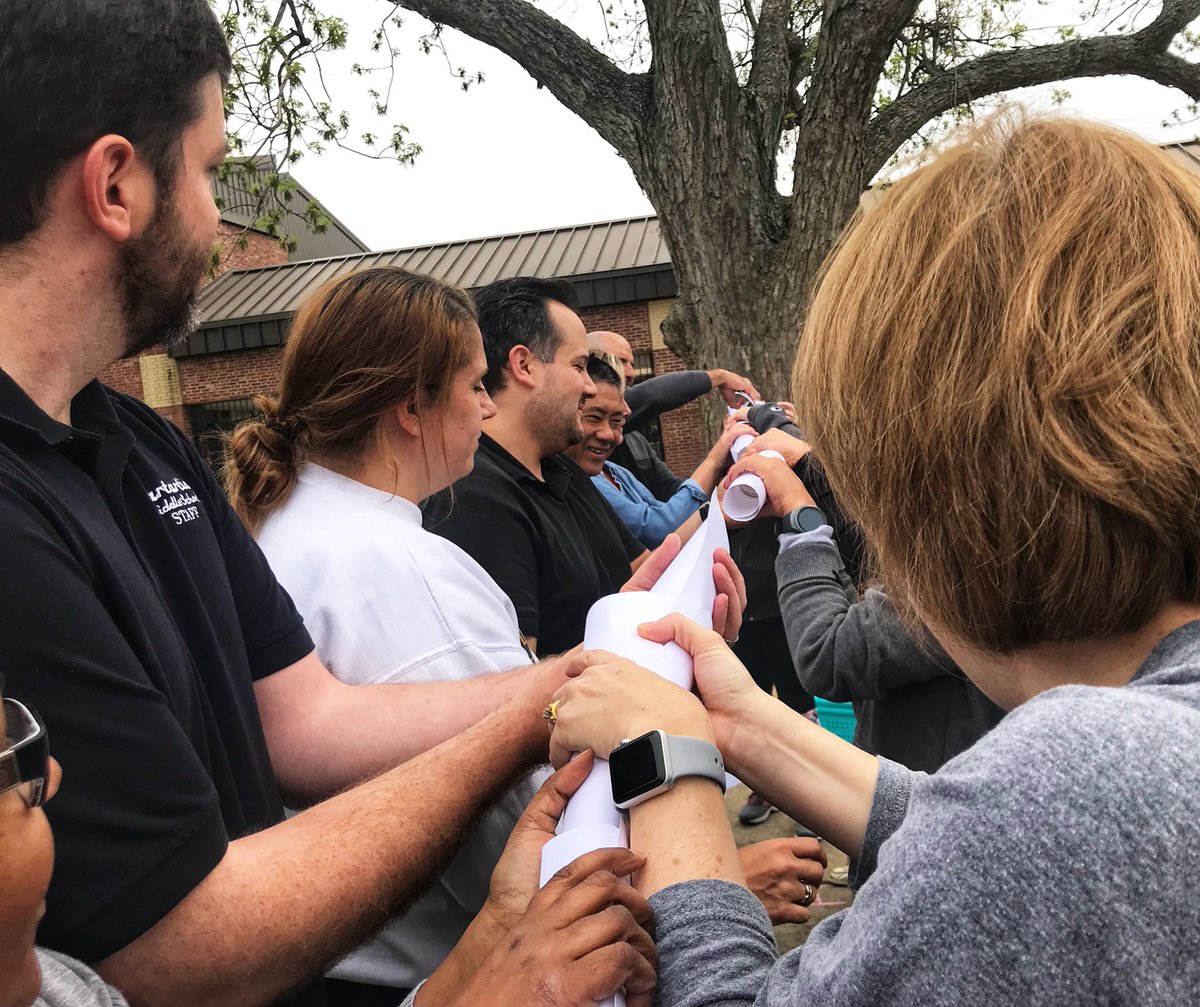 sms_jaguars's tweet photo. Ms. Carlen, our PALS and leadership teacher leading a Jag U session on team building activities that teachers can use with their classes. Everyone is having a blast! #learningisfun #staffdevelopment #lifelonglearners #worldclassPD https://t.co/Ss8Dv3MWKU