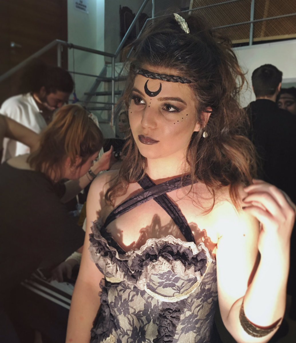 candanncanbazz's tweet image. #macbeth #firstwitch #Backstage ⚔️🎭 -20.04.18