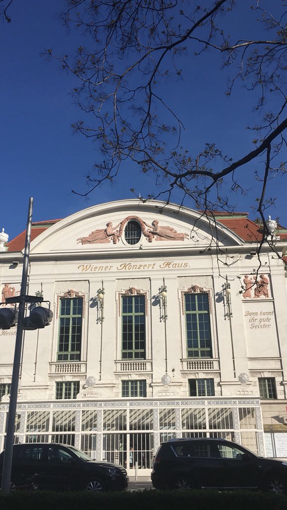 Beautiful day in Vienna <a href="/Konzerthauswien/">Wiener Konzerthaus</a> with the orchestra of the <a href="/RoyalOperaHouse/">Marge Inalia</a> &amp; Antonio Pappano #IntermusicaTours