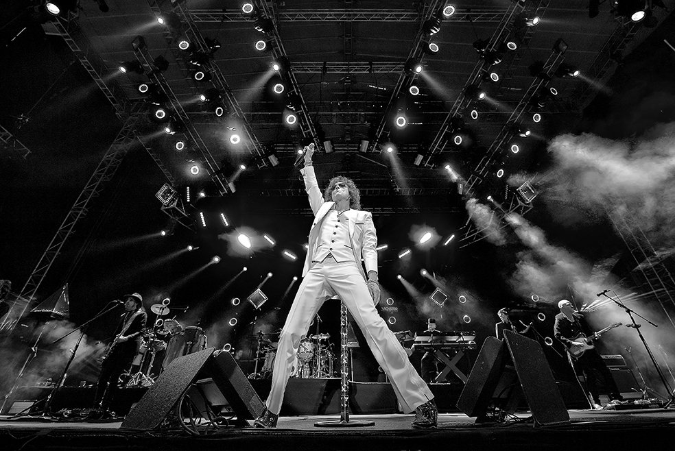 VICKSTER1970's tweet photo. #bunbury en #Aguascalientes #FNSM2018 #vicksterfotografia @bunburyoficial https://t.co/1Twed4F4lY