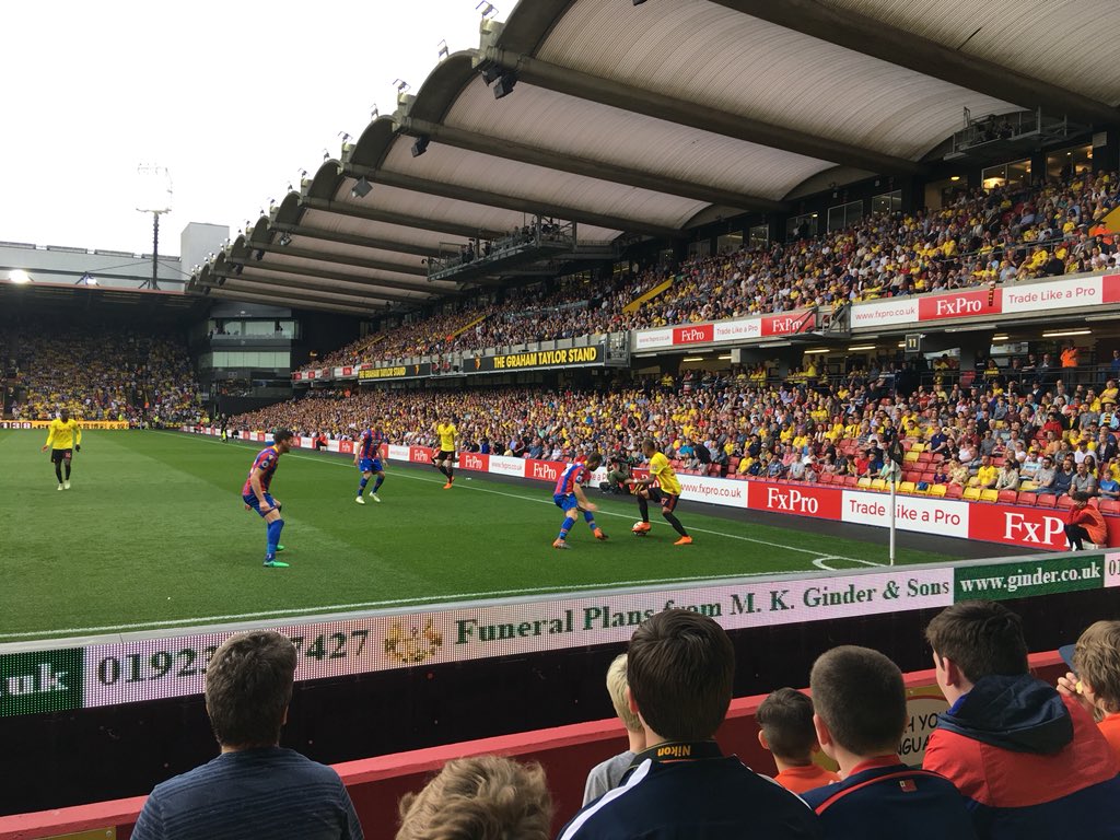 SportsToursEuro's tweet image. What a day for @SeacoastUnited ! Great games played against Brighton U10, U12 and U14 before heading to see @WatfordFC vs @CPFC