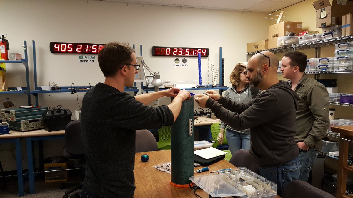 Jaskentner's tweet photo. Less than 24 hours until the @pdxaerospace launch! Putting the finishing touches on the rocket! https://t.co/VX3TKyZ9hH