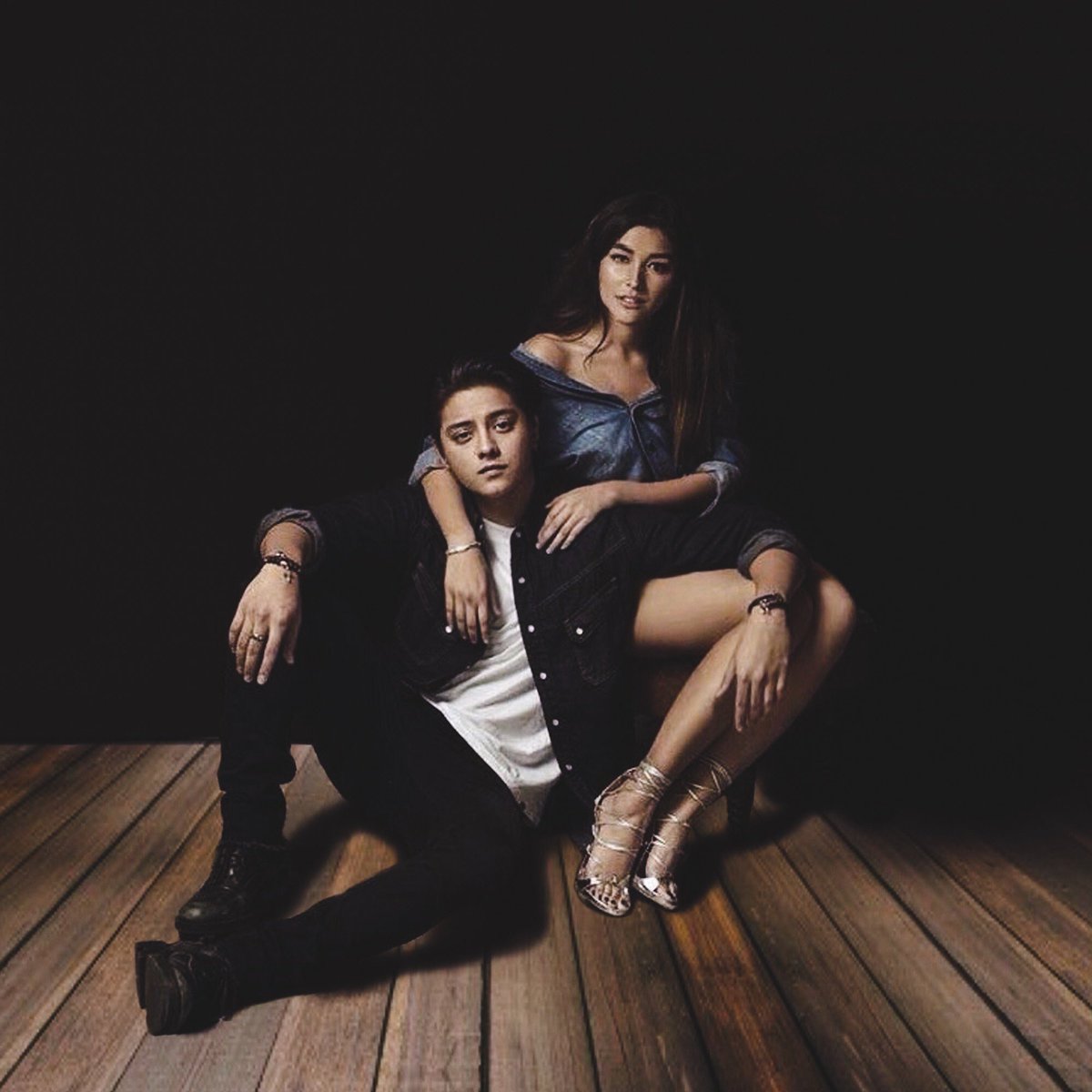 Lady_In_Red69's tweet photo. I'm currently reading #iloveyousince1892
And I imagine Liza Soberano and Daniel Padilla as Juanito Alfonso and Carmela Montecarlos

#LizNiel 
@lizasoberano
@imdanielpadilla
(Edit Photos not mine credit to owner) https://t.co/U13zsReZOY