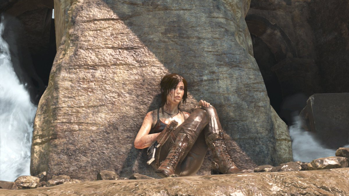 Фильм лара крофт ящик. Lara croft breaking. Lara croft breaking. Анимопрон лара. Quiet mgs 5.