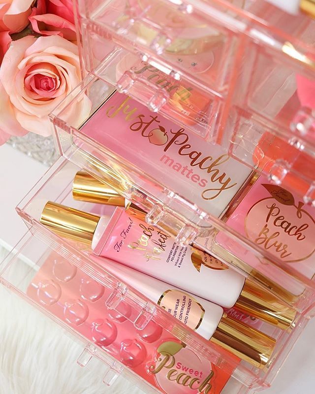 SorbusBeauty's tweet photo. We're head over heels for how @glambymissb has organized and filled her #SorbusBeauty Medium Pink Organizer 💘with @toofaced's Just Peachy goodies 🍑Double tap for #colorgoals!
.⠀
.
Tap to shop SKU: MUP-SET-34PI 🛍
.⠀
.
#glambymissb #makeup #makeupl… https://t.co/njWv4JweJN https://t.co/Qfp5hCGVFI