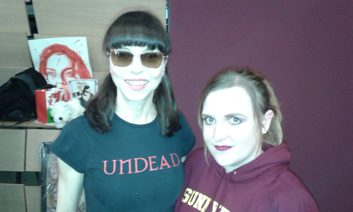 <a href="/julietlandau/">Juliet Landau</a> happy to have finally met you ❤