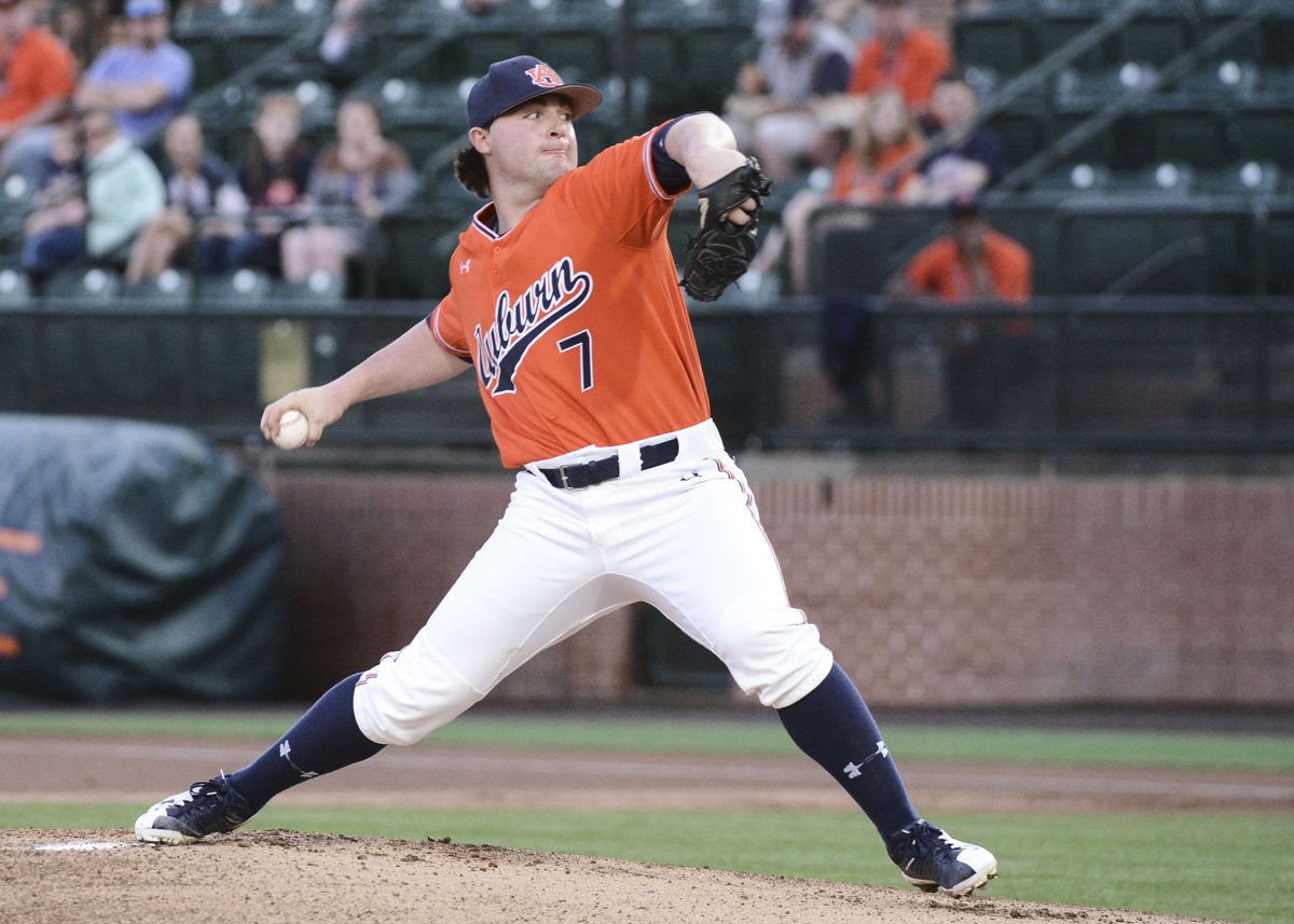 Cruisin' 

<a href="/TannerBurns_7/">Tanner Burns</a> has retired 9️⃣ straight Tide batters to start it out. 

E3 | AU 1, UA 0