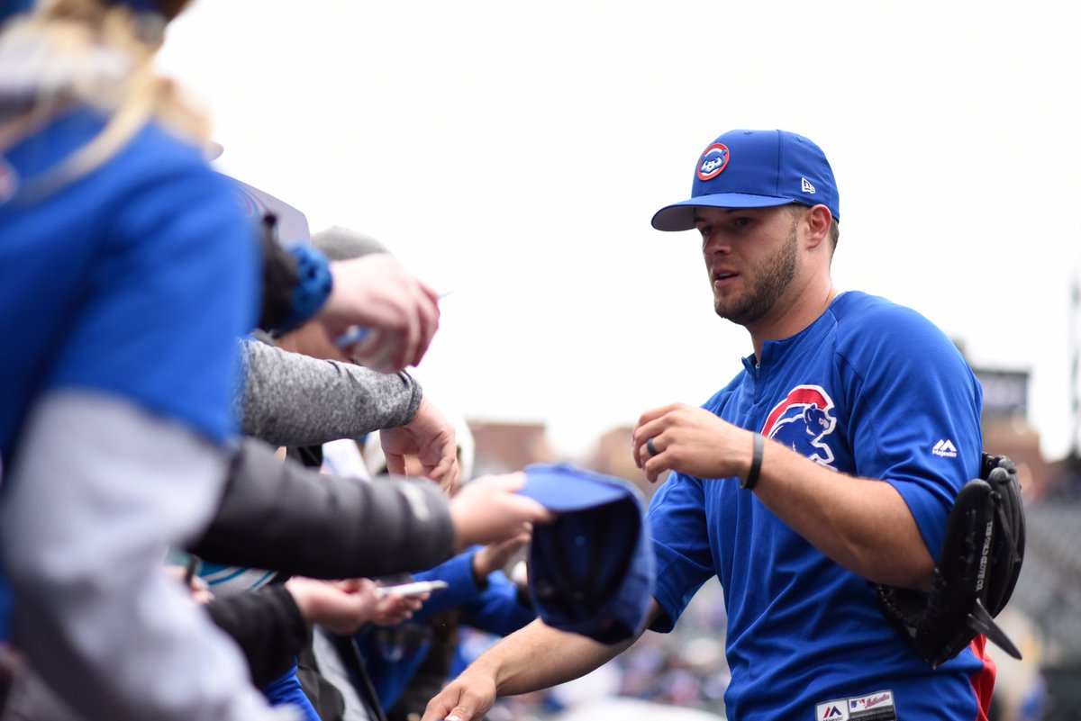 Cubs's tweet photo. Welcome to the Show, David Bote! #EverybodyIn https://t.co/eYxlD28tyH