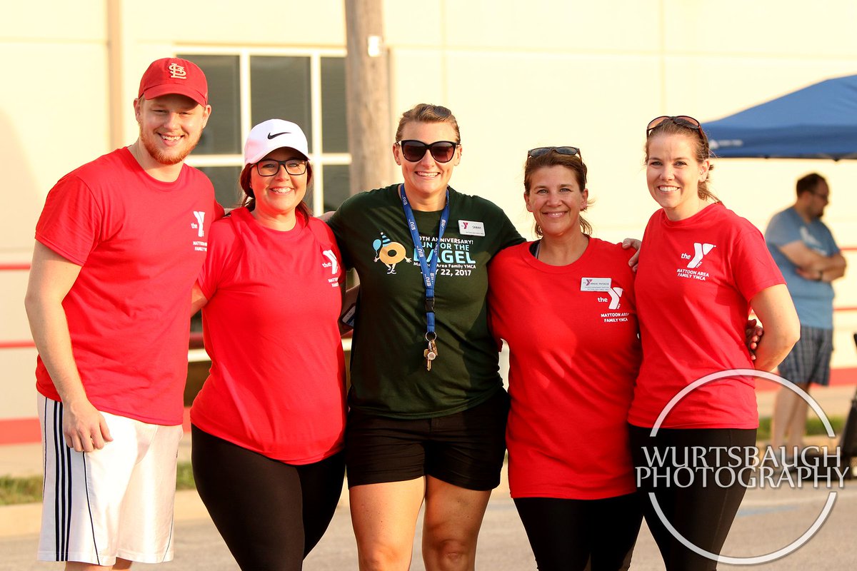 mattoonymca's tweet photo. During this yearβs National Volunteer Week, we want to recognize special event volunteers and all our volunteers who make our community stronger.
#YMCA #VolunteerWeek2018 #NVW #Volunteer #Community #MattoonYMCA #MattoonIL #MattoonIllinois https://t.co/SQ7TR6TSE0