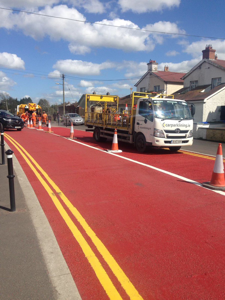 CarparkLining's tweet photo. Great to get a day of sunshine - job complete here in Kildare today. https://t.co/y1PQzxB7Zh