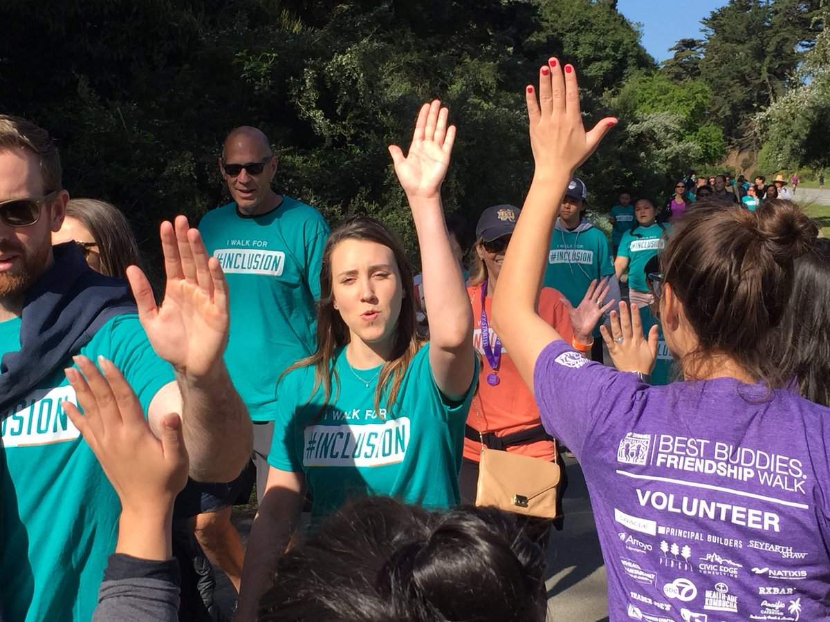 startupsgive's tweet photo. Beautiful Saturday morning for volunteering. Fantastic event put on by @BestBuddiesCA in SF. Special thanks to the employees from @Asana, @algolia, @HotelNikkoSF, & Baruch Future Ventures for donating their Saturday to make a difference. #startupsgiveback https://t.co/dv8mBGZQWZ