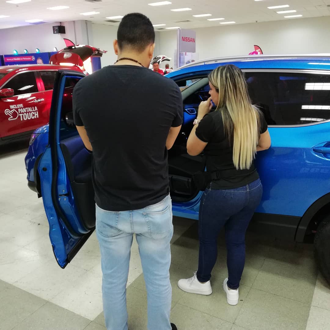 VeranoAutoShow's tweet photo. Aún tienes oportunidad! Más gente se sigue sumando al #VeranoAutoShow2018. Conoce el auto de tus sueños en el Centro de Convenciones Atlapa. Hoy hasta las 9:00 P.M. https://t.co/0gHJC6X6Ix