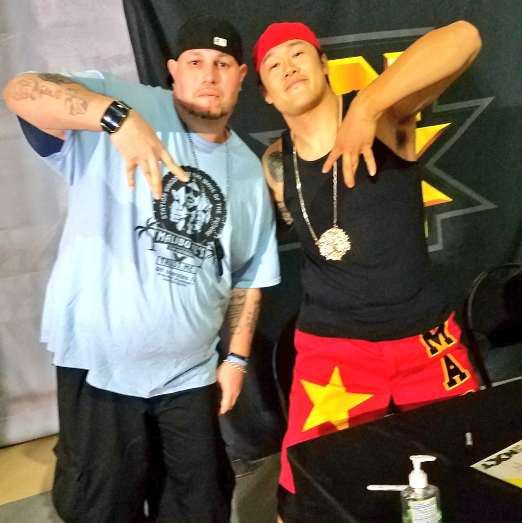 biglare54's tweet photo. Thanks @WWE_Marsism for #showingluv at #nxtftpierce, #BreakALeg tonight #nxtfortpierce #nxtcrew #WeAreNXT https://t.co/645wYEYOiH