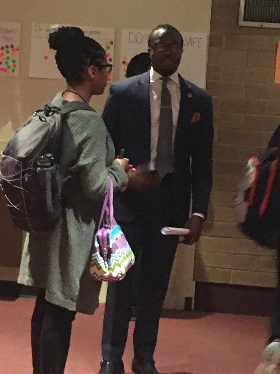 Raiders_RiseUp's tweet photo. Thank you again to @DelegateATW and @PKPokuaa for showing their support and talking to students yesterday at ERHS Day of Solutions! https://t.co/LZd5KnPmXN