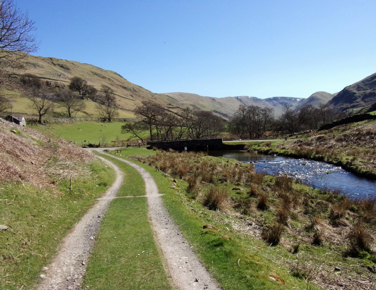 StanLeigh18's tweet photo. @glocky9 @keswickbootco @Wainwright_Pub @CumbriaWeather #PlaceFell #BedaFell #Boredale - more Pics taken on Sunny Friday https://t.co/q40lxQfP65