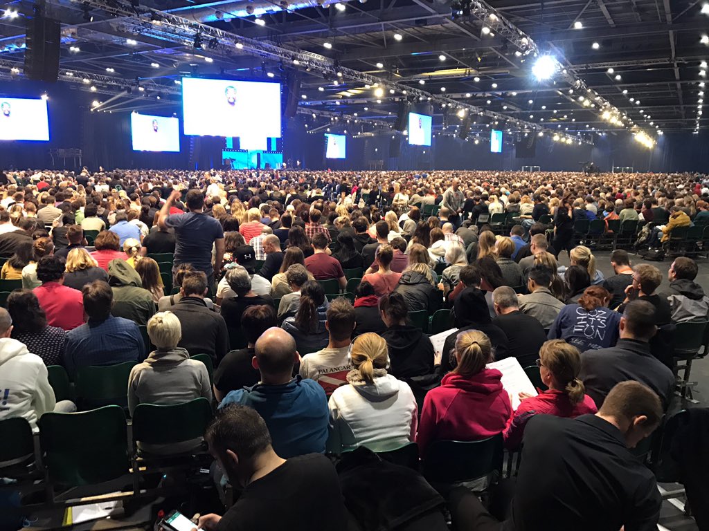 WouterTruffino's tweet photo. Tony Robbins Les #04: THE POWER OF MASTERING BUSINESS
De vier kern elementen die elke business nodig heeft
1) The Power of Top Line Acceleration
2) The Power of Bottom Line growth
3) The Power of Constant Innovation
4) The Power of Breakthrough Marketing

#UPW2018 https://t.co/a8VsUy1HPE