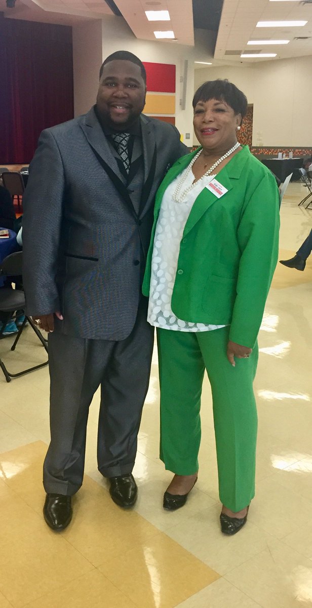 RubyForTarrant's tweet photo. With Glenn Heights Community Engagement Administrator Jerome Pritchett at the Mayor's State of the City Address #Vote4Ruby.Org https://t.co/GEDWAIbcjz