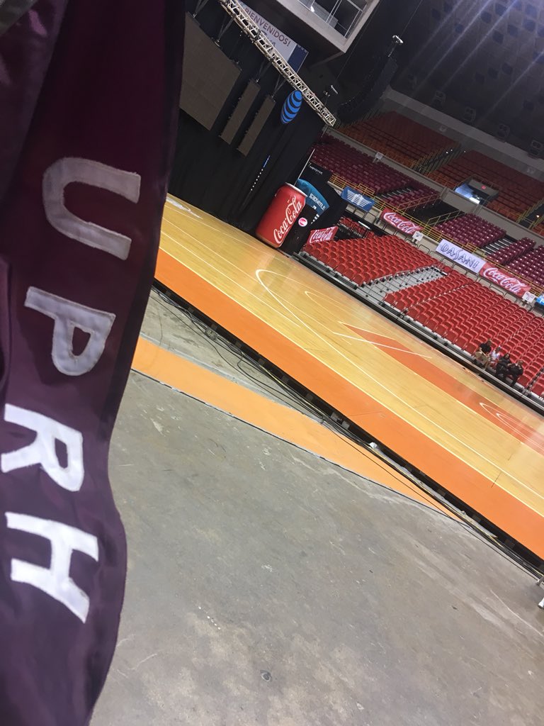 nicolemarie073's tweet photo. 😍😭🚩 #gettingready #thisisit #abanderadasuprh 🥉 https://t.co/v6jqvJpoFm