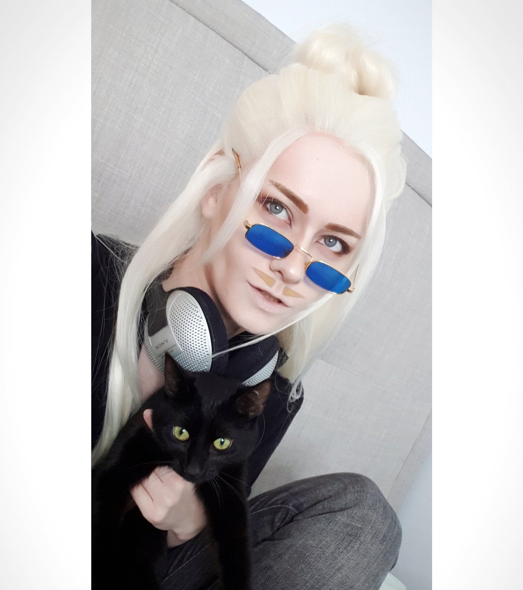 Apollocosplay's tweet photo. When you want Aizawa's attention so much you turn up with a cat
Feat. Noctis
#myheroacademiacosplay #myheroacademia #bukonoheroacademia #bukonoheroacademiacosplay #presidentmic #mic #YamadaHizashi #yamadacosplay https://t.co/2BtqKp6h1g