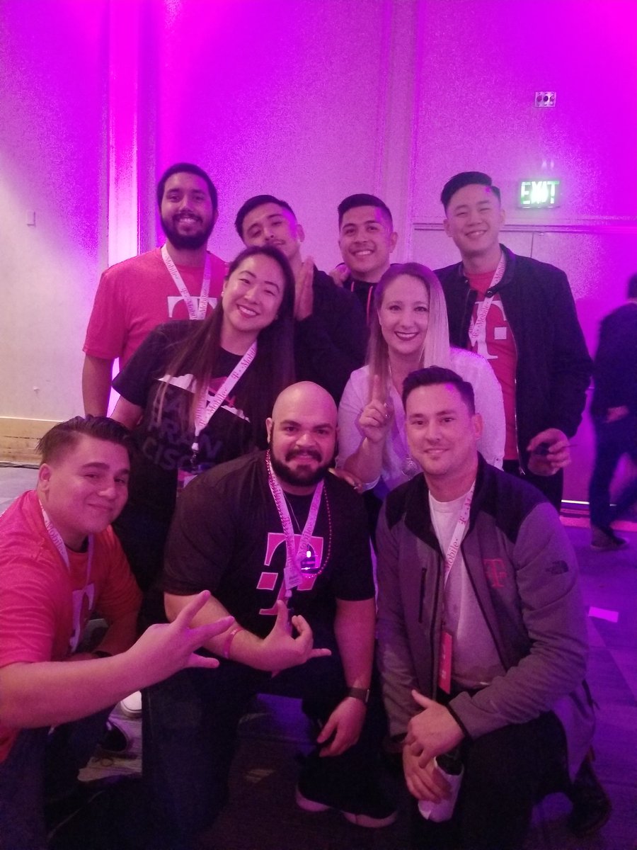 LindsayDogey's tweet photo. ##SquadGoals @M1_CesarBenito @Clayton_Chaleff @quangmobileone @M1_SisheyT @cishanie @M1_KurkAlmogela @EricB_M1 https://t.co/XeWaDRimET