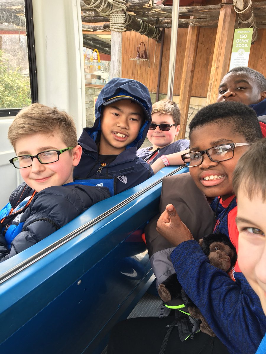 MsMcHughMathRox's tweet photo. Larson 6th graders visit the Cleveland Zoo! Cleveland Rocks! @LarsonMS https://t.co/xeCdKrLXH5