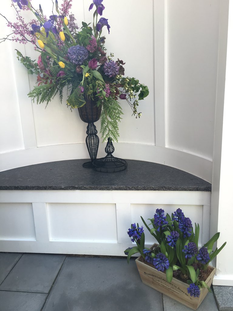 WDCGardener's tweet photo. House 5 on St. Asaph street in #Alexandria #va #gardendc #gcvirginia #gcv #hgw #hgw18 @gcvirginia https://t.co/pAPmiOmt6Q