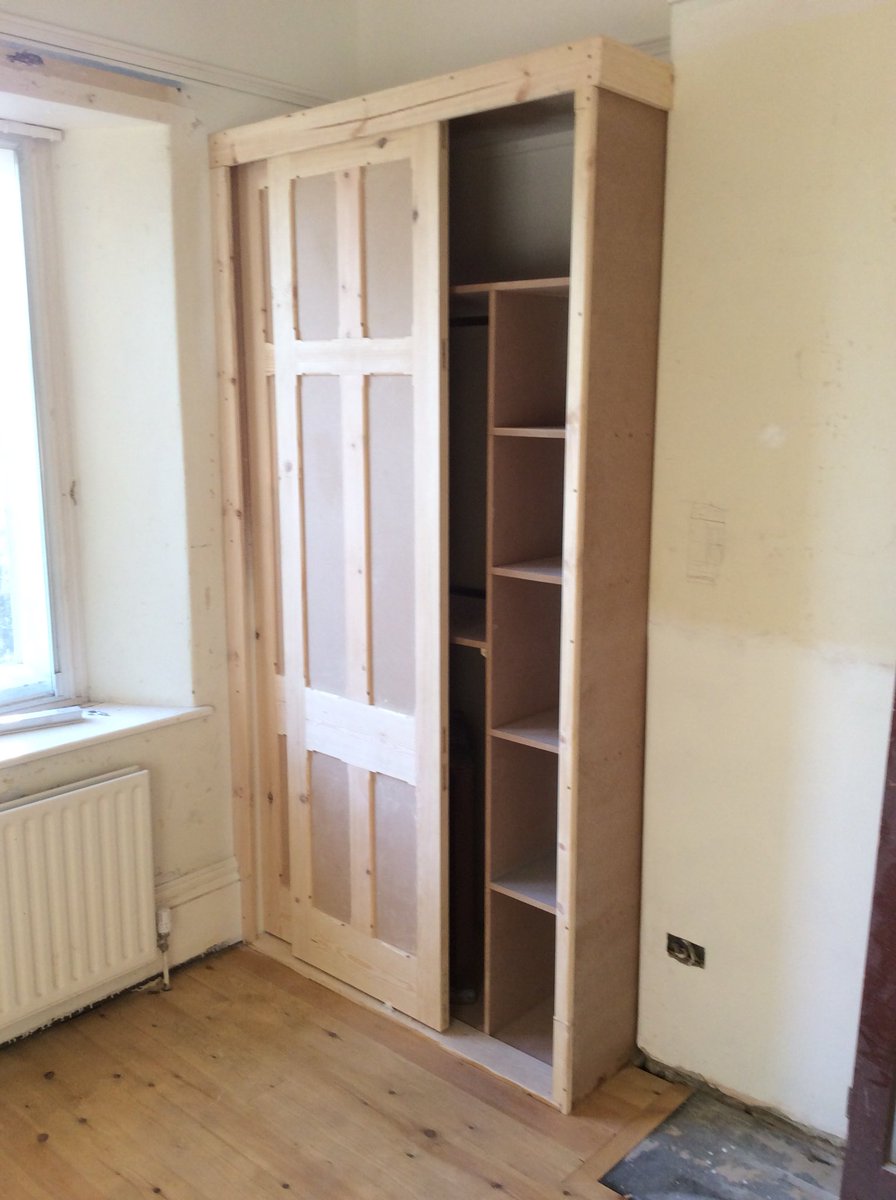 Do you like my sliding wardrobe doors.
( they’re not mine, I just fitted them,)
Thanks to Jason and the team at Yeovil Woodworking for the joinery work