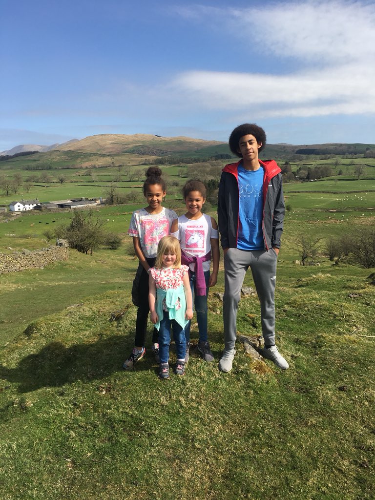 felltarn's tweet photo. #familytime walking up Orrest Head today #Windermere #LakeDistrict #cumbria #capturetheview https://t.co/PJBi1US0pd