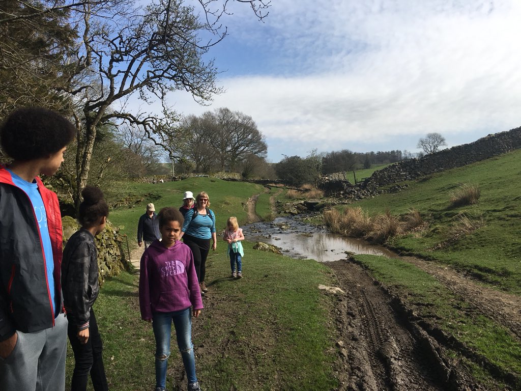 felltarn's tweet photo. #familytime walking up Orrest Head today #Windermere #LakeDistrict #cumbria #capturetheview https://t.co/PJBi1US0pd